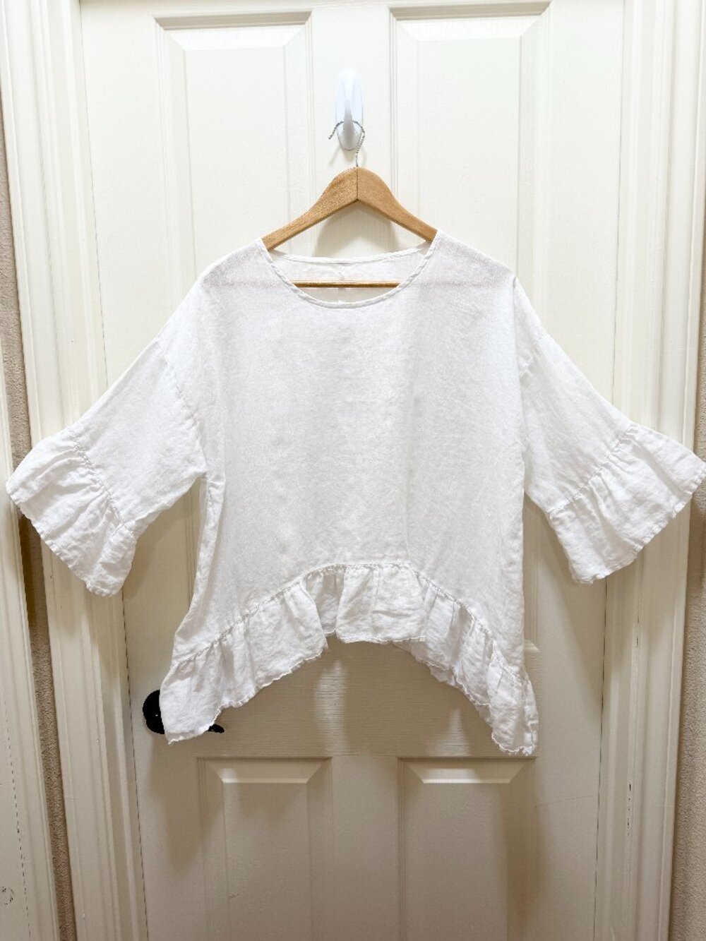 Match Point Women's 100% Lining Oversized Tunic Top Size S White, Ruffle Accents - Picture 9 of 9